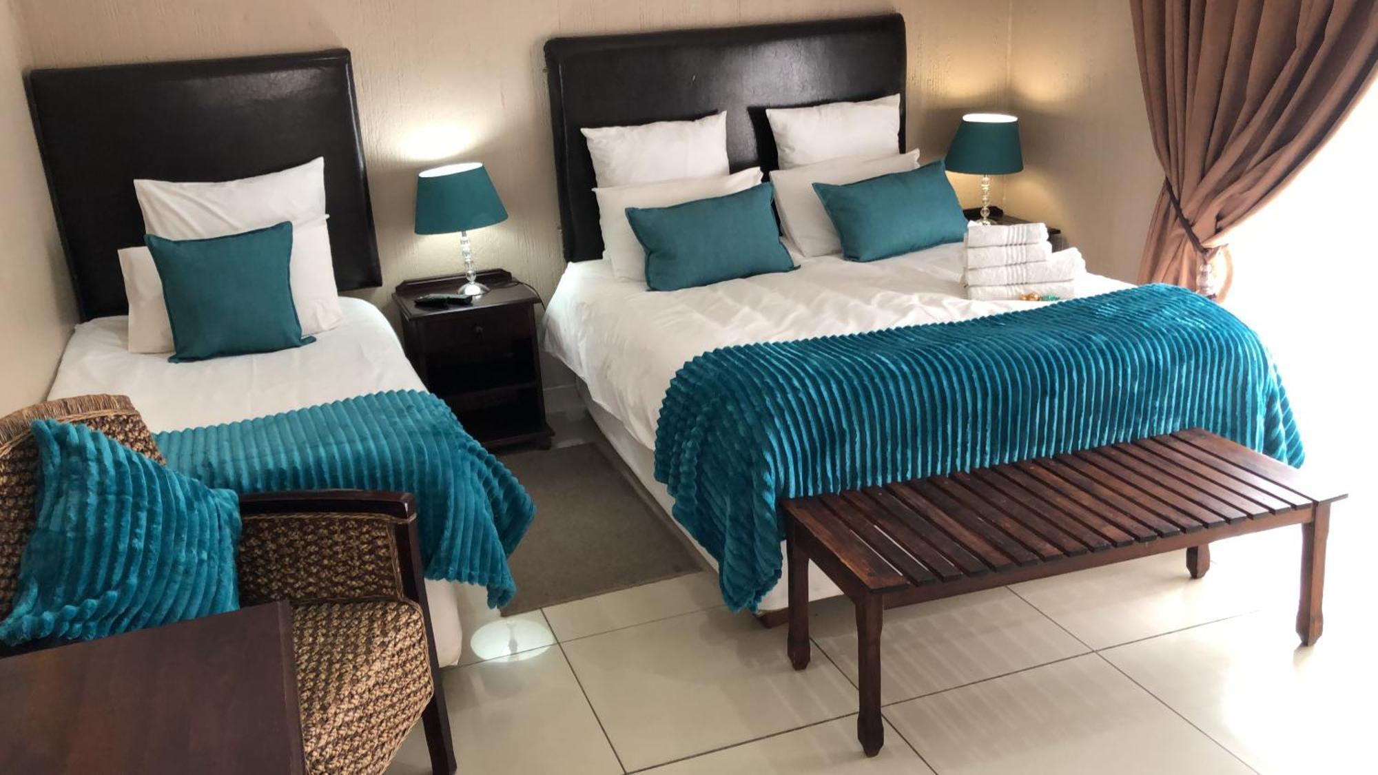 Bettie'S Luxury Lodge Kroonstad Exterior photo